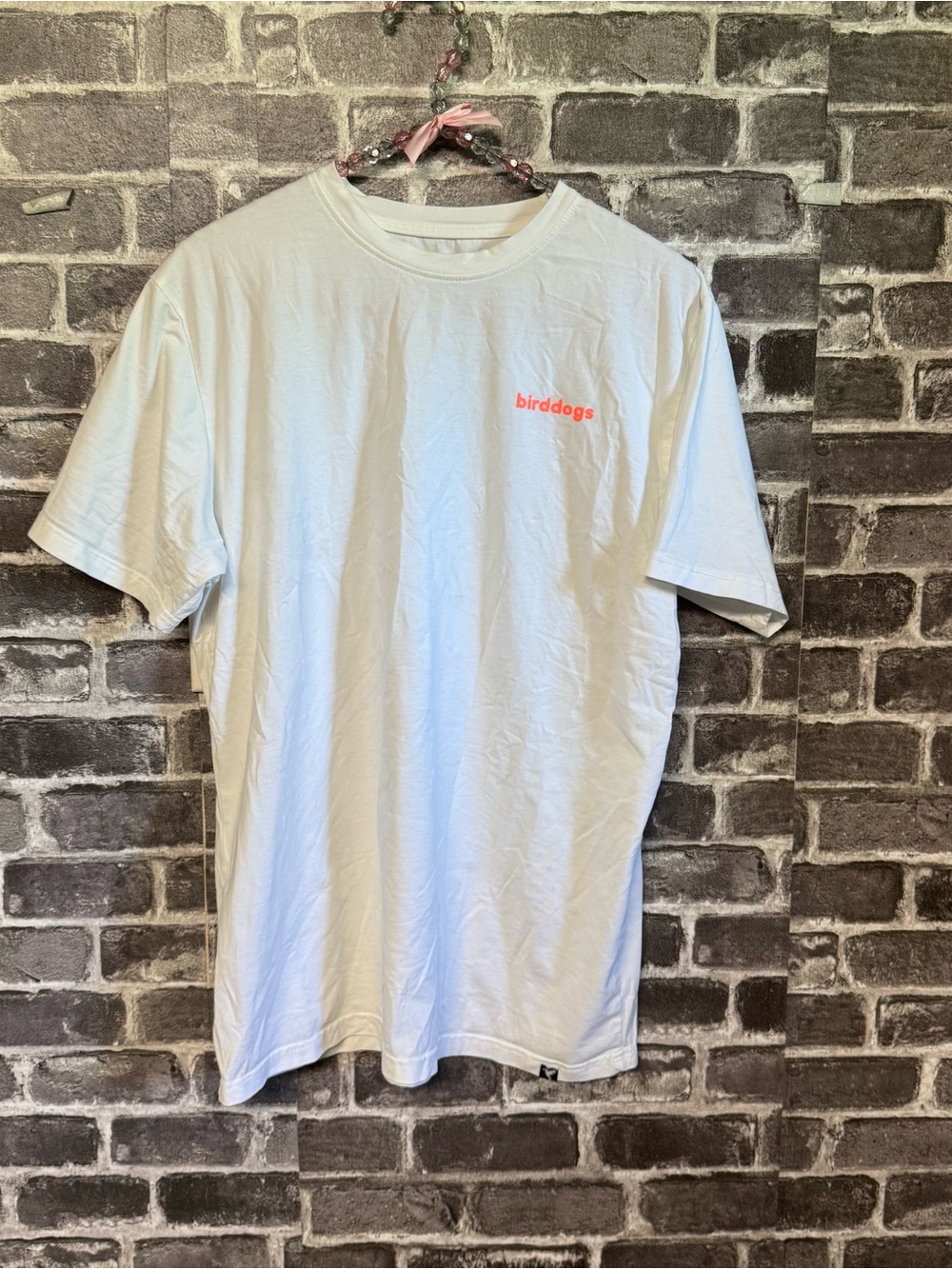 Birddogs white graphic tee shirt
